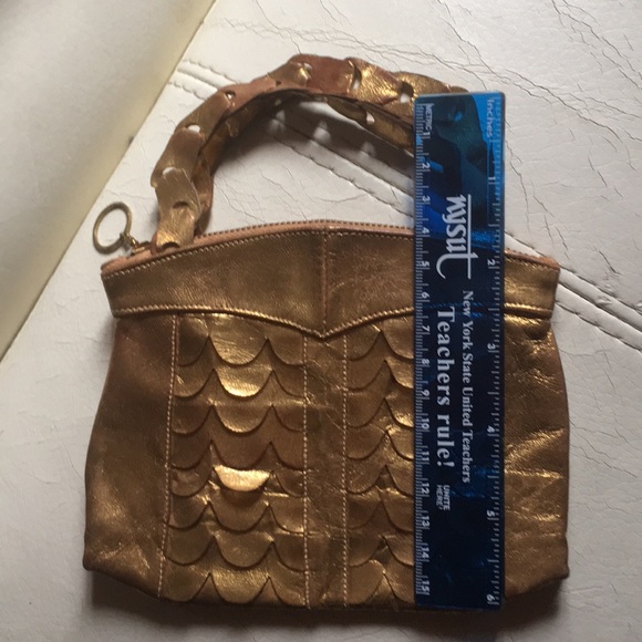 Purse - Picture 2 of 6